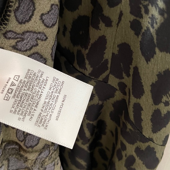 NWT Express Leopard Print Midi Dress - Picture 9 of 9